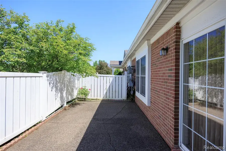 42268 Hanover #4, Van Buren, MI 48111 - #2