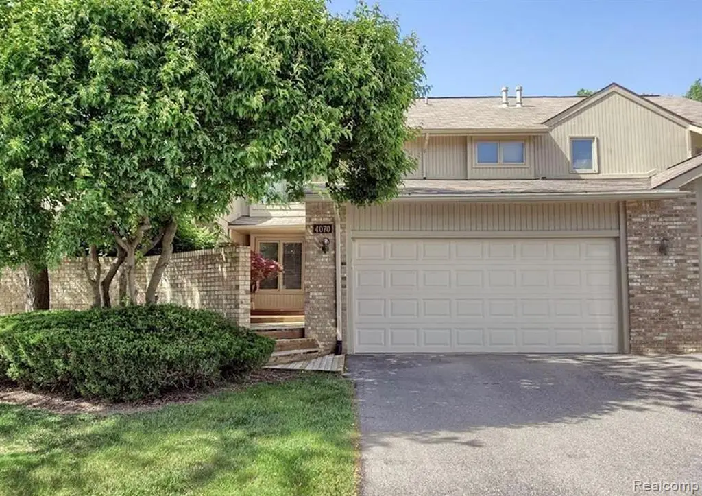 4070 Foxpointe, West Bloomfield, MI 48323 - #1