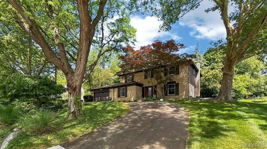 34262 Commons, Farmington Hills, MI 48331 - #2