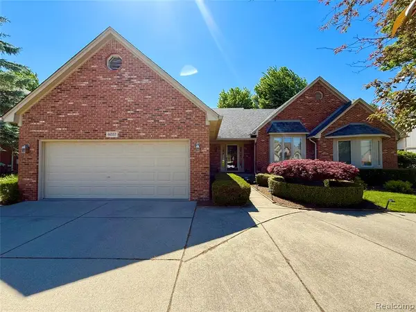 46557 Glen Pointe, Utica, MI 48315