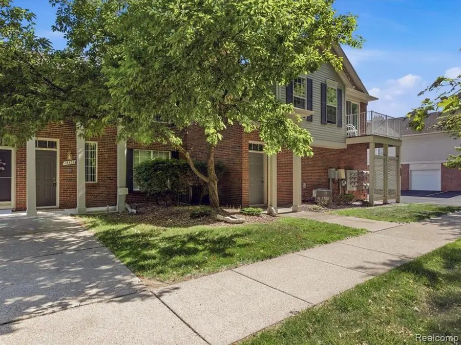13335 Forest Ridge, Sterling Heights, MI 48313 - #2