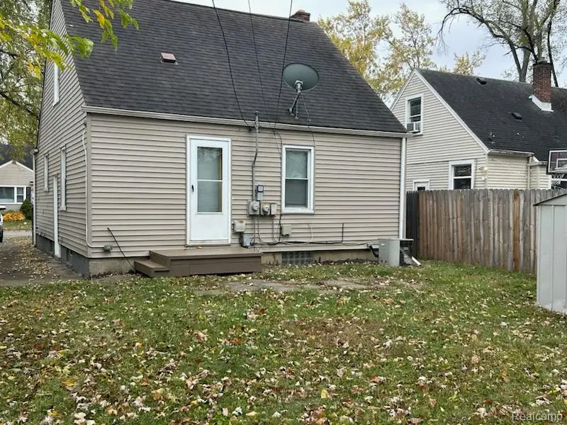 2438 Columbia, Berkley, MI 48072 - #2