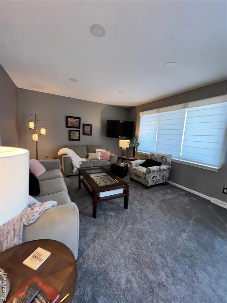 5045 Westcombe, West Bloomfield, MI 48324 - #3