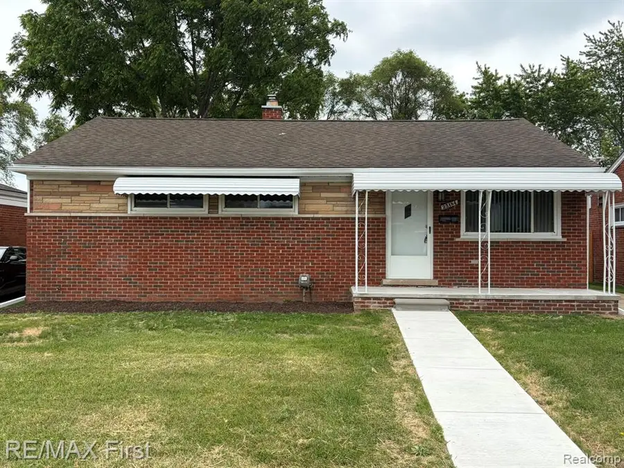 25184 Collingwood, Roseville, MI 48066 - #2