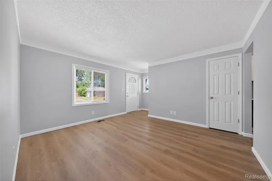 26692 Lorenz, Madison Heights, MI 48071 - #2