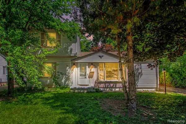 12072 Rockland, Redford, MI 48239