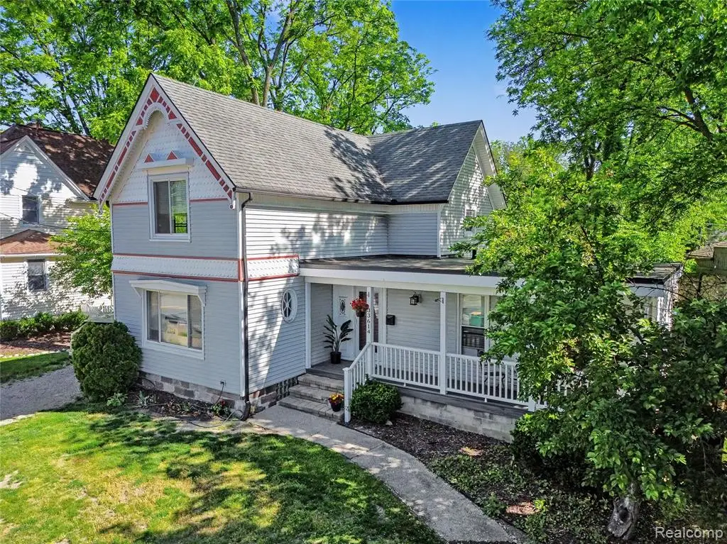 33614 Grand River, Farmington, MI 48335 - #1