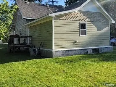 405 E Mill, Capac, MI 48014 - #3