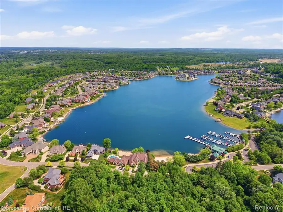 10822 Sparkling Waters, South Lyon, MI 48178 - #3