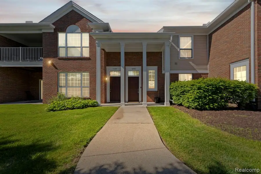 16789 Carriage, Northville, MI 48168 - #2