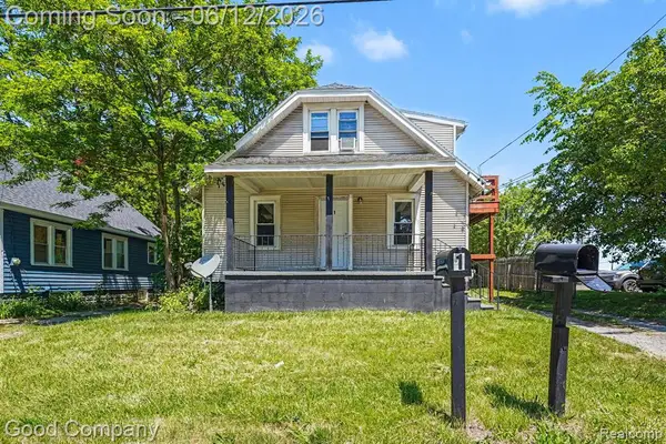 3499 E Atherton, Burton, MI 48529