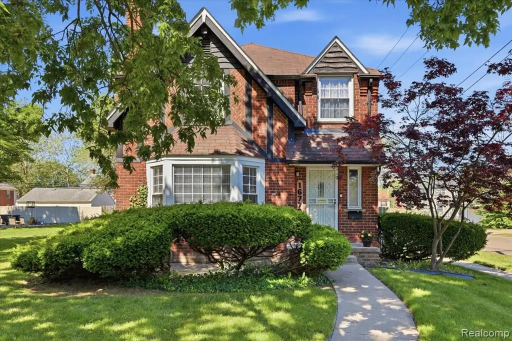 16779 Greenview, Detroit, MI 48219 - #1