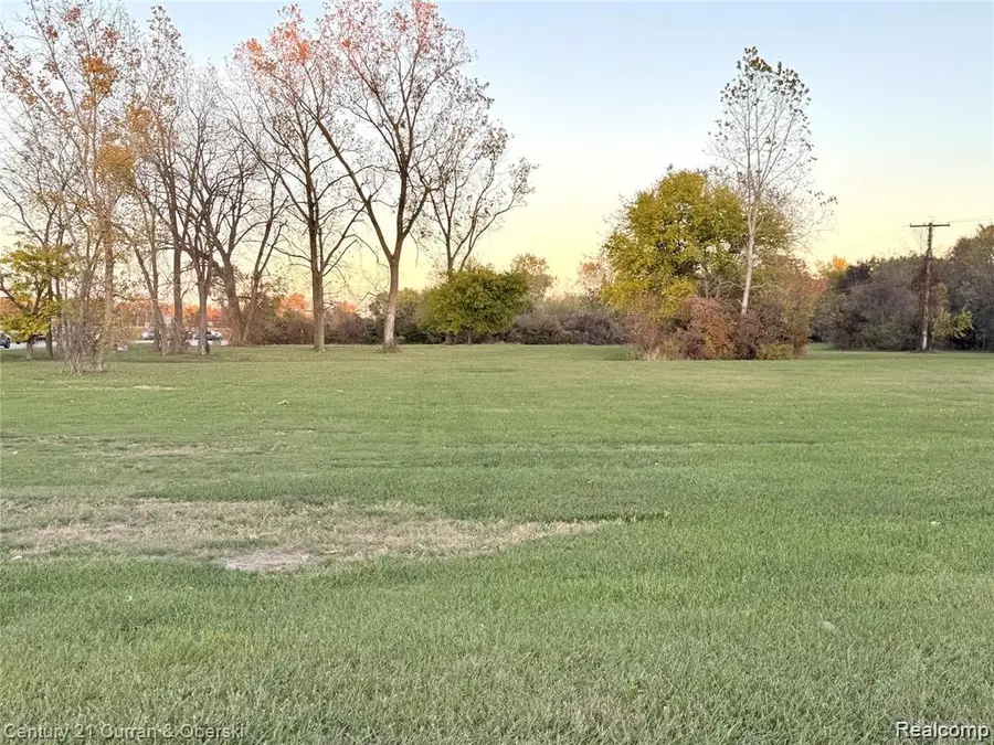 4444 Eureka, Romulus, MI  - #3