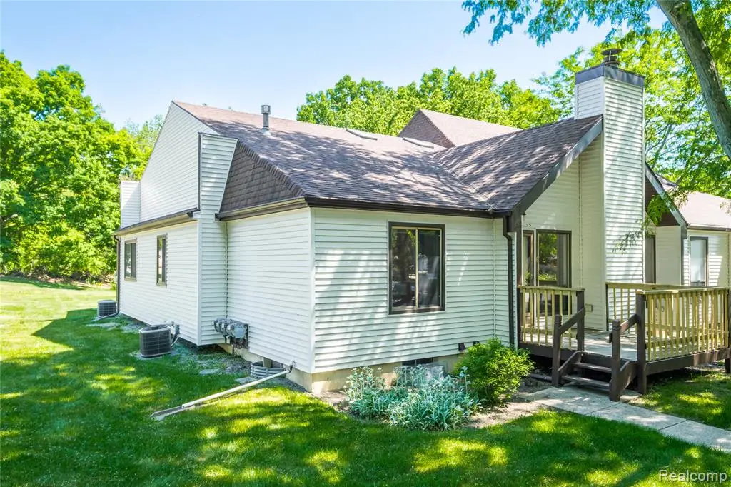 2925 Staten #6, Lansing, MI 48910 - #1