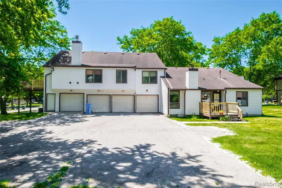 2925 Staten #6, Lansing, MI 48910 - #2