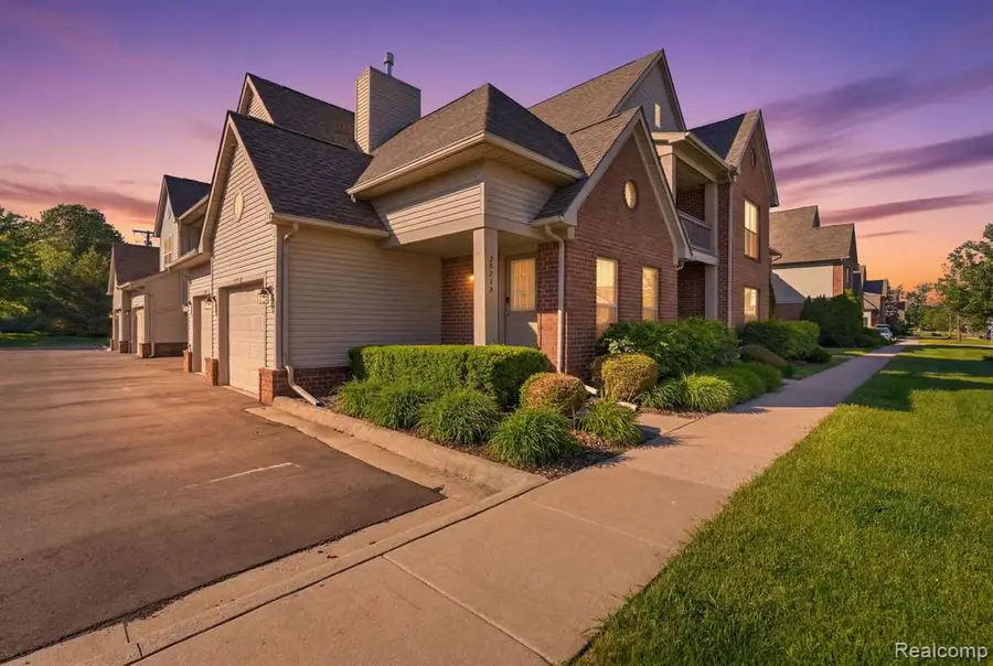 28712 Sheffield, New Baltimore, MI 48047 - #2