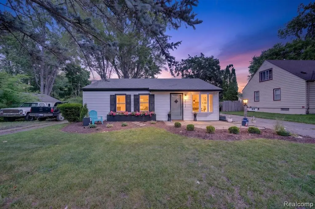 32326 Florence, Garden City, MI 48135 - #1