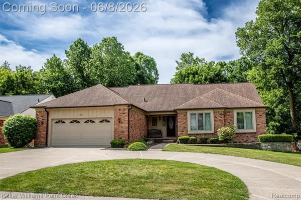1447 Oakstone, Rochester Hills, MI 48309
