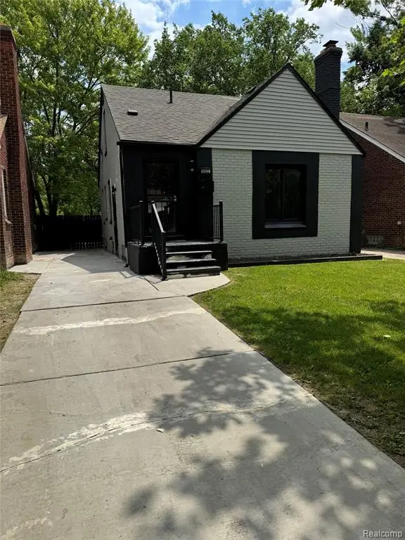 10822 Mckinney, Detroit, MI 48224
