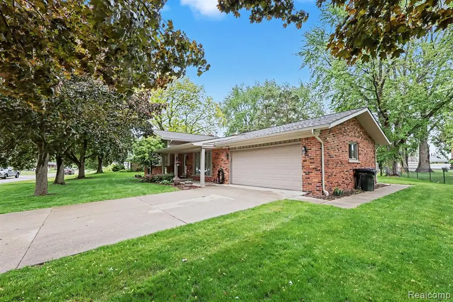 13555 Terry, Utica, MI 48315 - #2