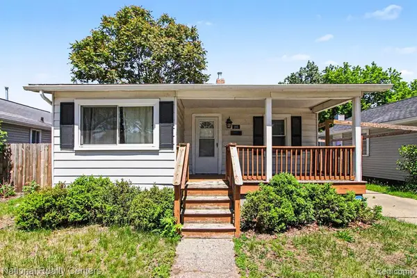 166 W Brickley, Hazel Park, MI 48030