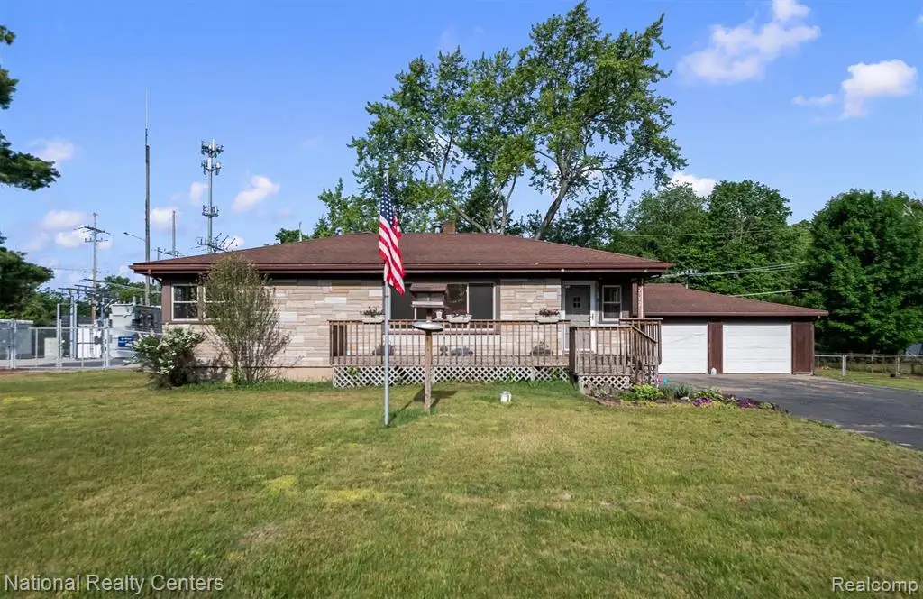 2942 S Baldwin, Orion, MI 48360 - #1