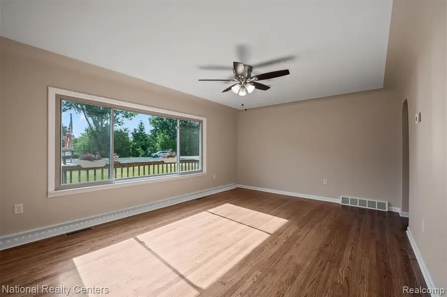 2942 S Baldwin, Orion, MI 48360 - #2