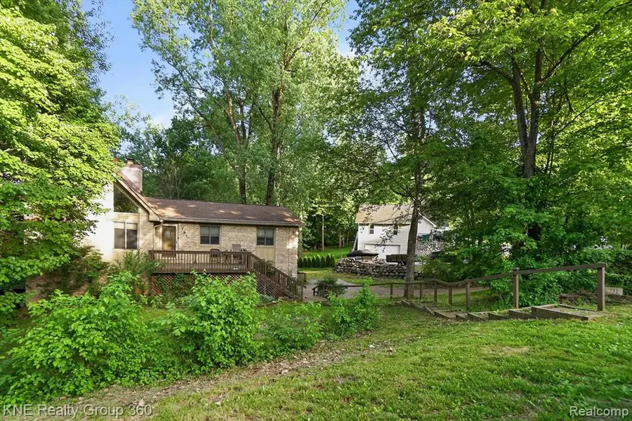 751 Maury, Howell, MI 48843 - #2
