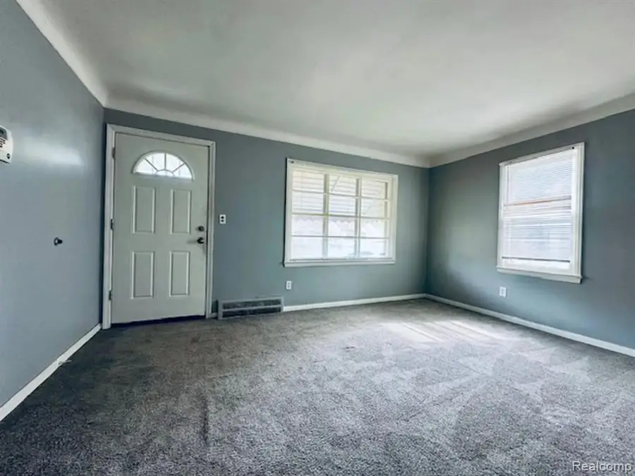9213 Plainview, Detroit, MI 48228 - #3