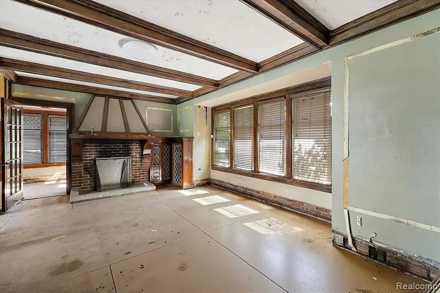 3456 Burns, Detroit, MI 48214 - #3