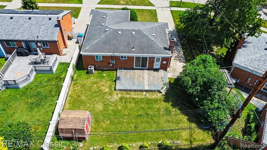 1842 Chaucer, Madison Heights, MI 48071 - #2