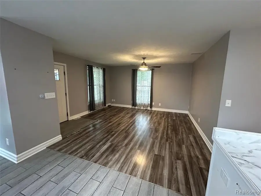 4247 Laforest, Waterford, MI 48329 - #3