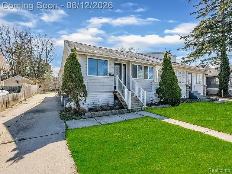 419 W 12 Mile, Royal Oak, MI 48073 - #2