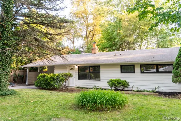 1917 Bayberry, Flint, MI 48507