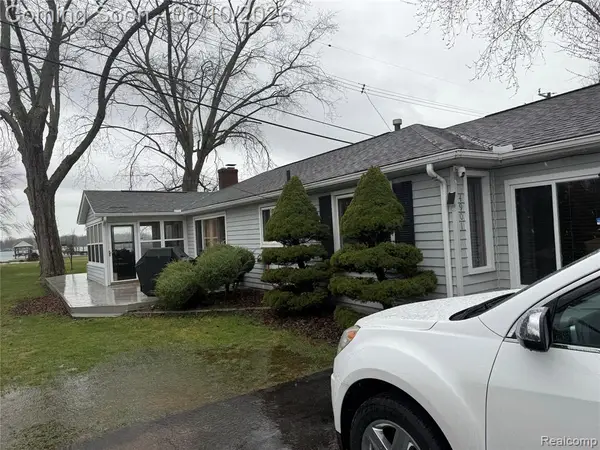 4901 Pointe Tremble, Algonac, MI 48001