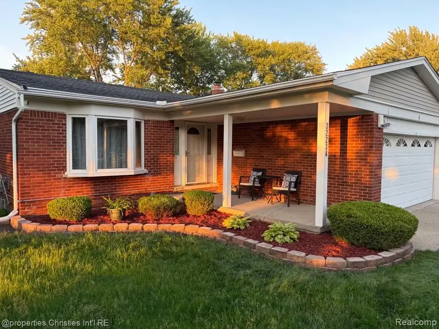 32234 Lancaster, Warren, MI 48088 - #2