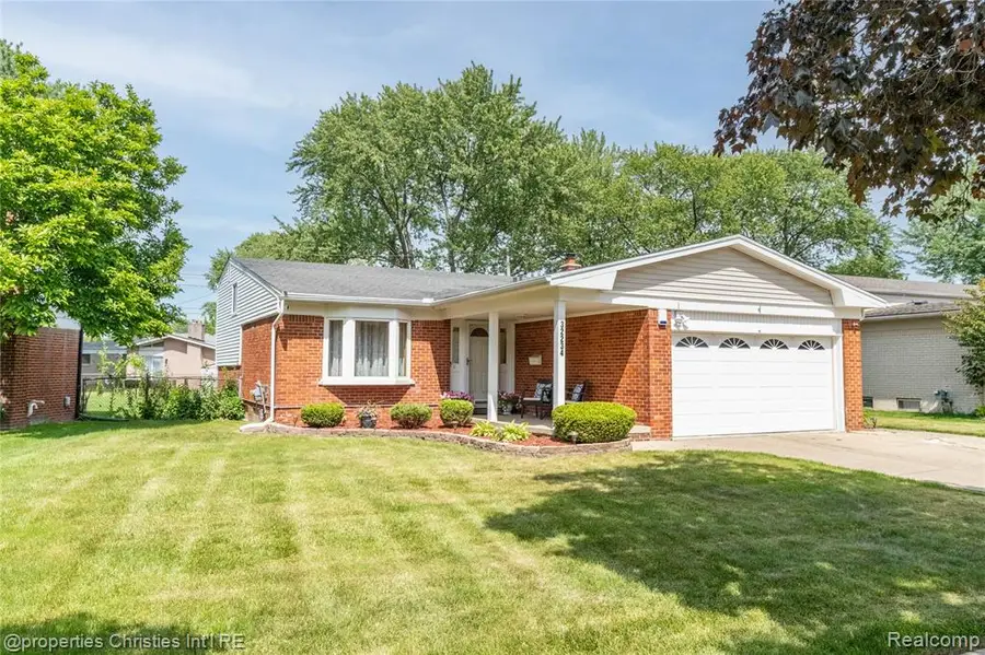 32234 Lancaster, Warren, MI 48088 - #3