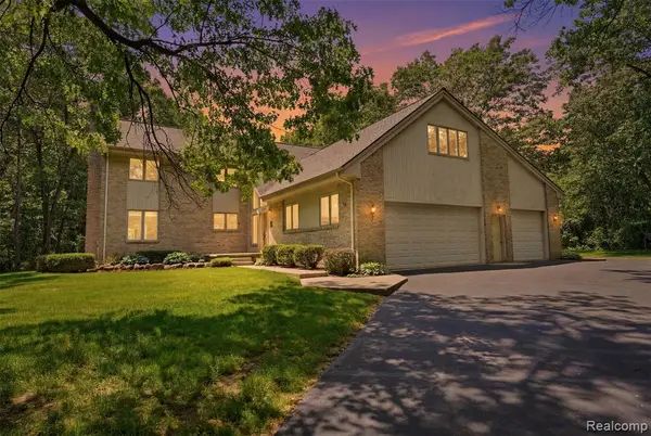 27967 Galien, South Lyon, MI 48178