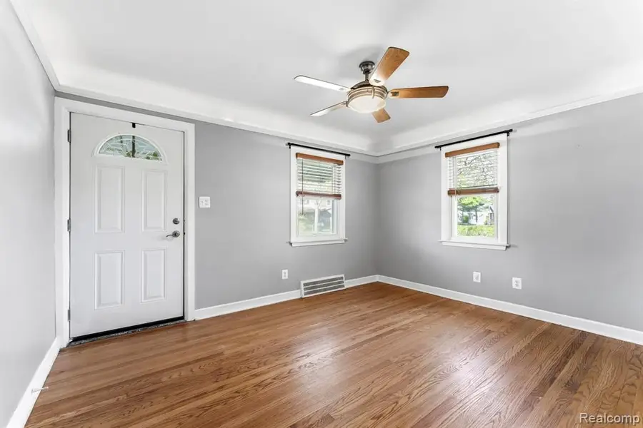 23080 Audette, Dearborn, MI 48124 - #3