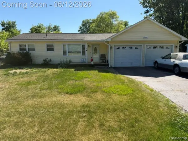 53151 Fairchild, New Baltimore, MI 48051
