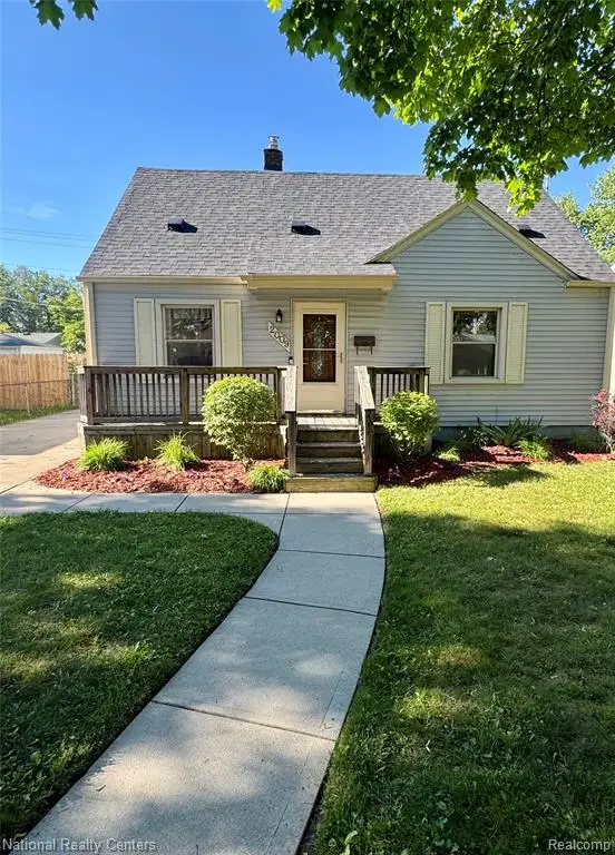 2009 Barrett, Royal Oak, MI 48067 - #2