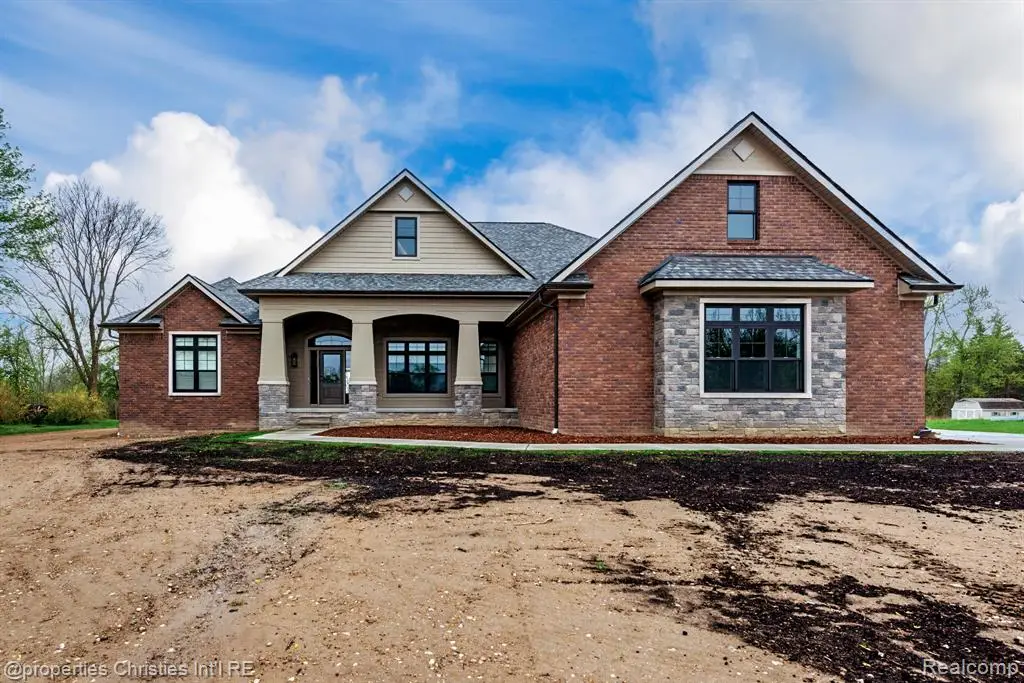 1933 Shane Ct, Oxford, MI 48370 - #1