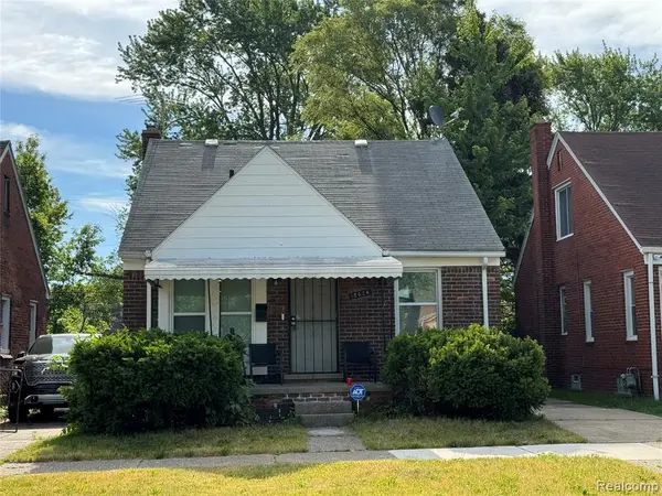 18624 Hamburg, Detroit, MI 48205