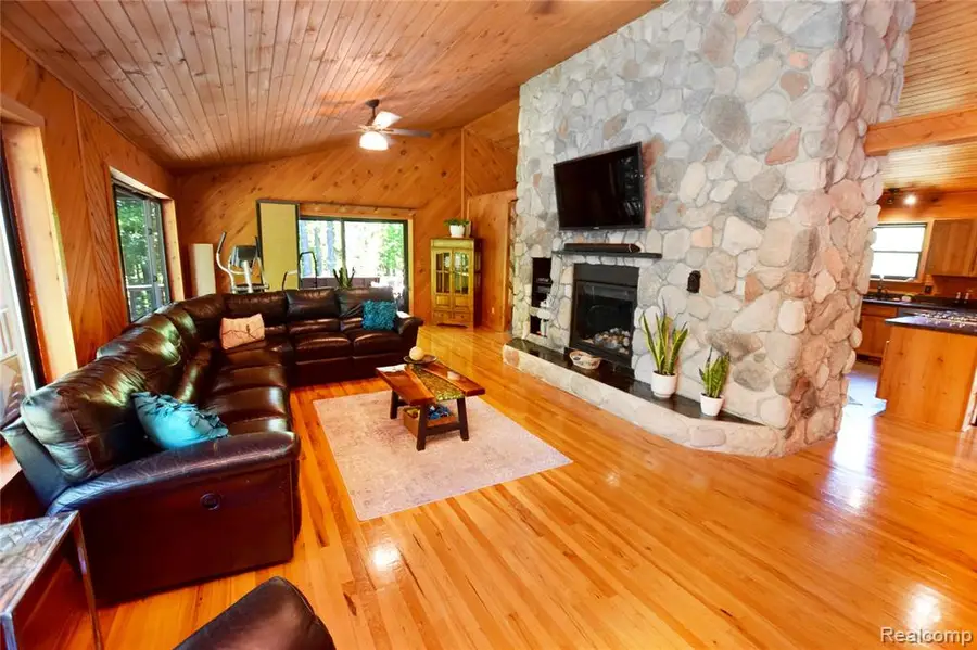 5298 Clear Lake, North Branch, MI 48461 - #2