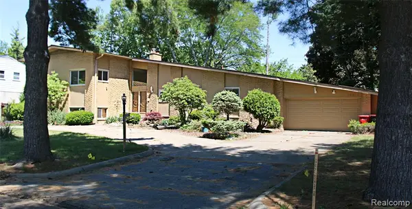 19412 Starlane, Southfield, MI 48075