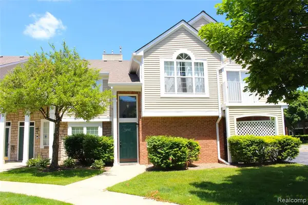 56501 Chesapeake #57, Utica, MI 48316