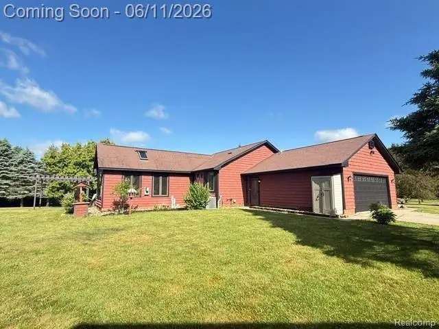 4897 Curtiss, Lapeer, MI 48446 - #3