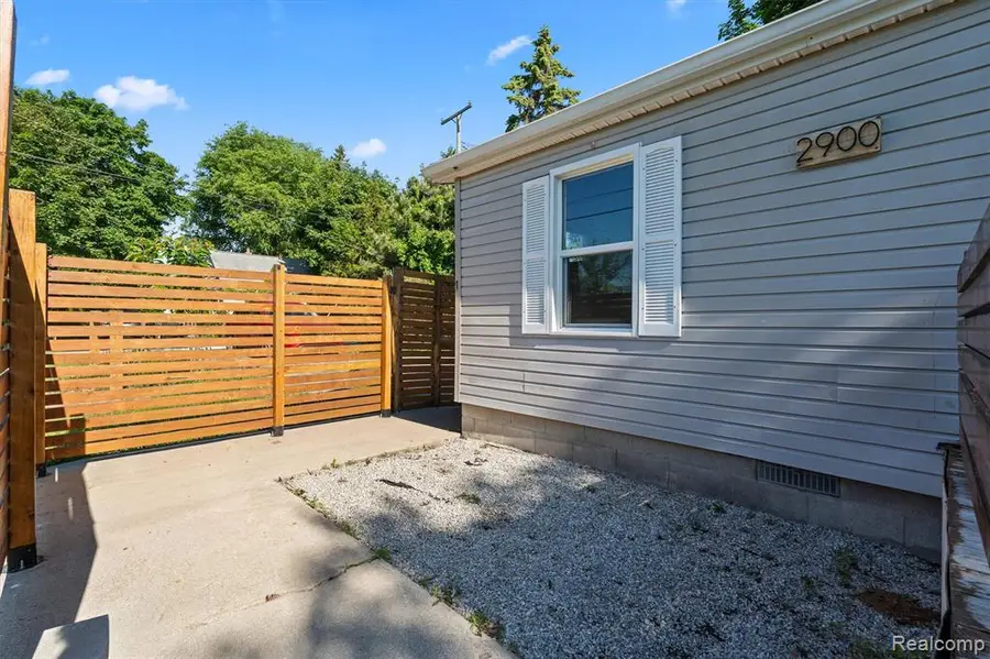 2900 Hensman, Keego Harbor, MI 48320 - #2