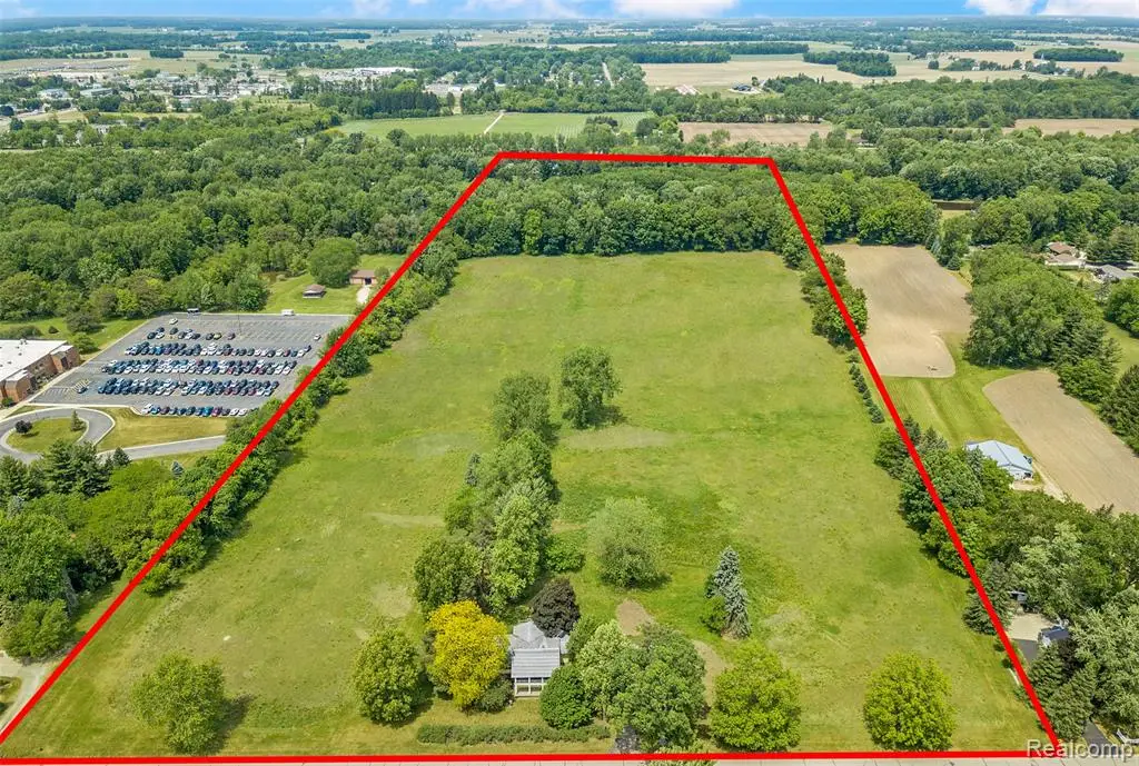 607 E King, Corunna, MI 48817 - #1