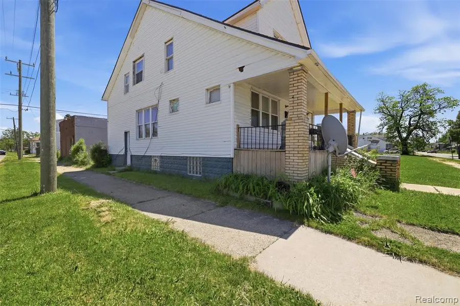 14010 Goddard, Hamtramck, MI 48212 - #2